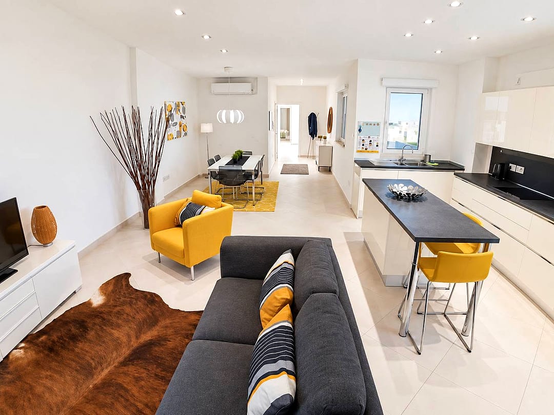 Apartment in Sliema - 3 beds, 2 baths — 2