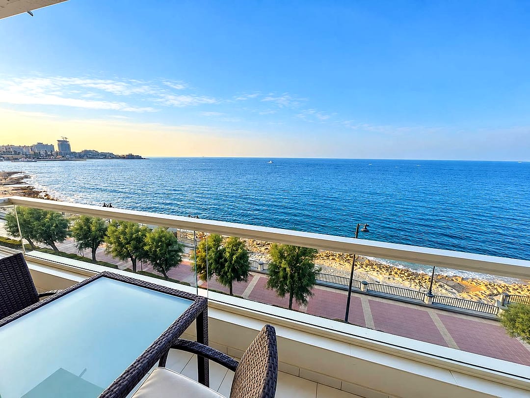 Apartment in Sliema — 2