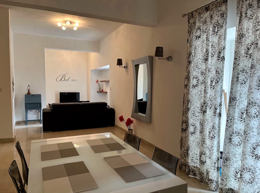 Apartment in Sliema - 3 beds, 2 baths — 1