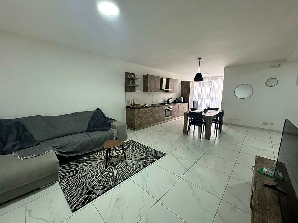 Apartment in Victoria - 2 beds, 2 baths — 4