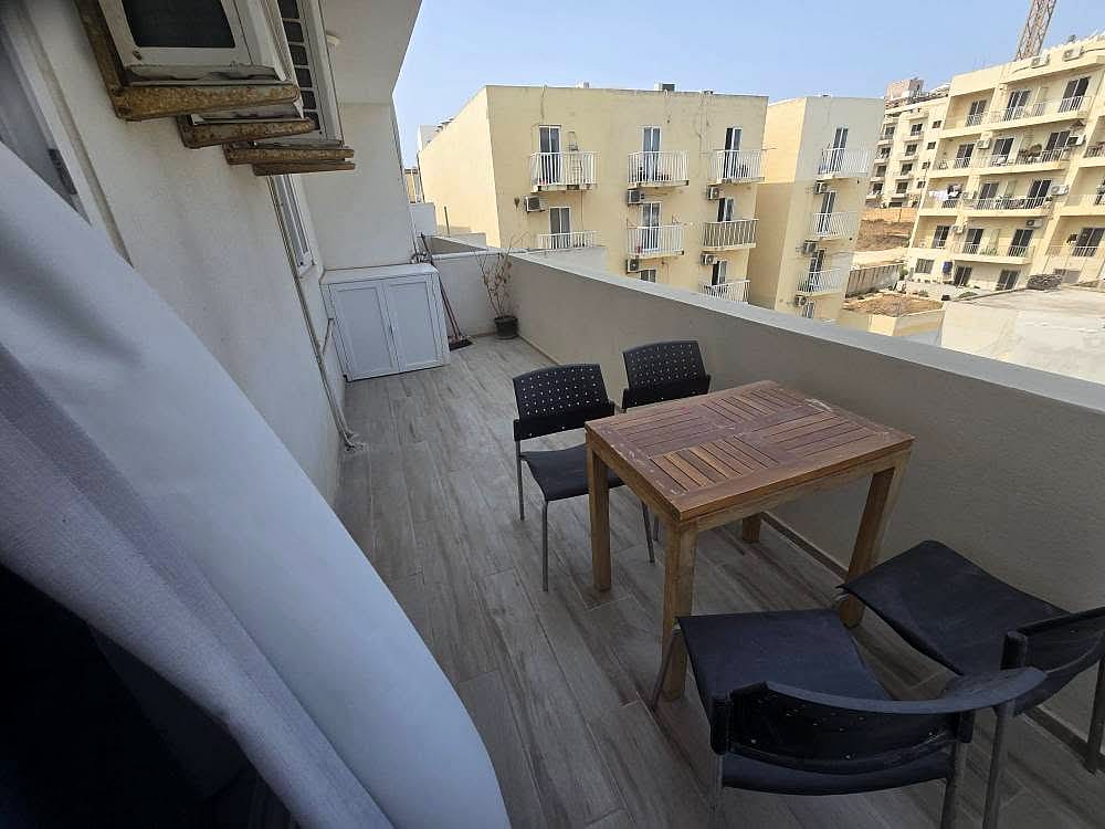 Penthouse in Qawra - 1 bed — 3