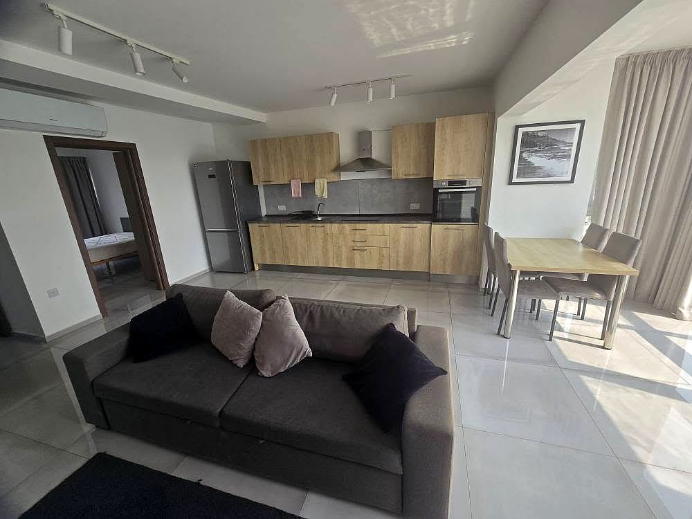Penthouse in Qawra - 1 bed — 5
