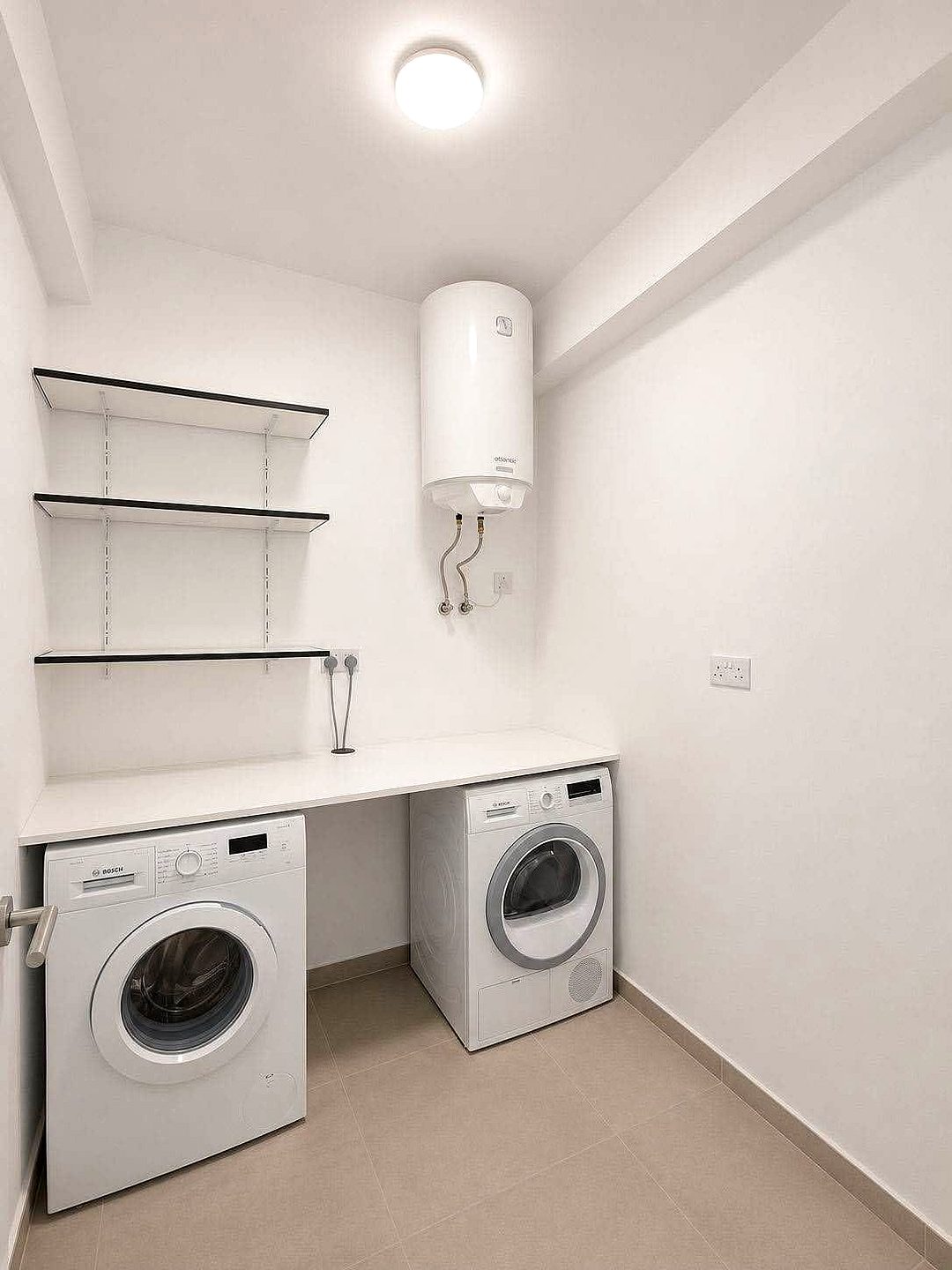 Apartment in Swieqi - 3 beds, 2 baths — 3