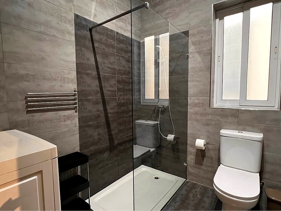 Apartment in Gzira - 2 beds, 2 baths — 5
