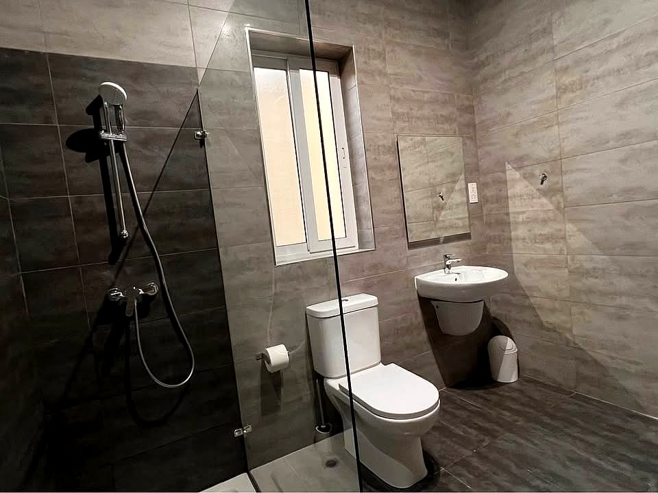 Apartment in Gzira - 2 beds, 2 baths — 4