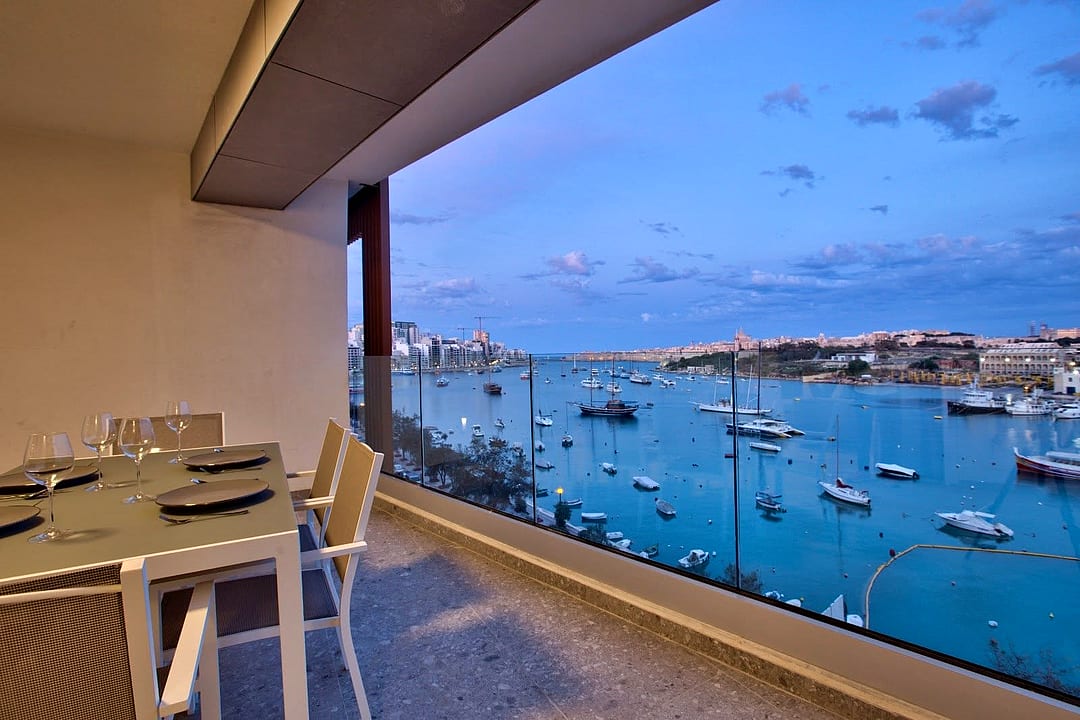 Apartment in Sliema - 3 beds, 3 baths — 1