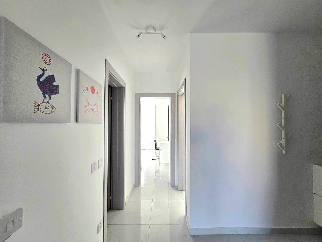Apartment in Victoria — 3