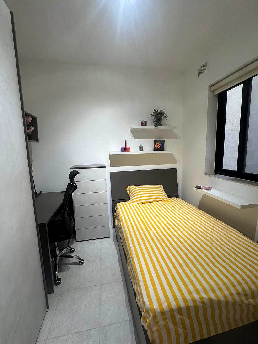 Apartment in Qawra - 3 beds, 2 baths — 3