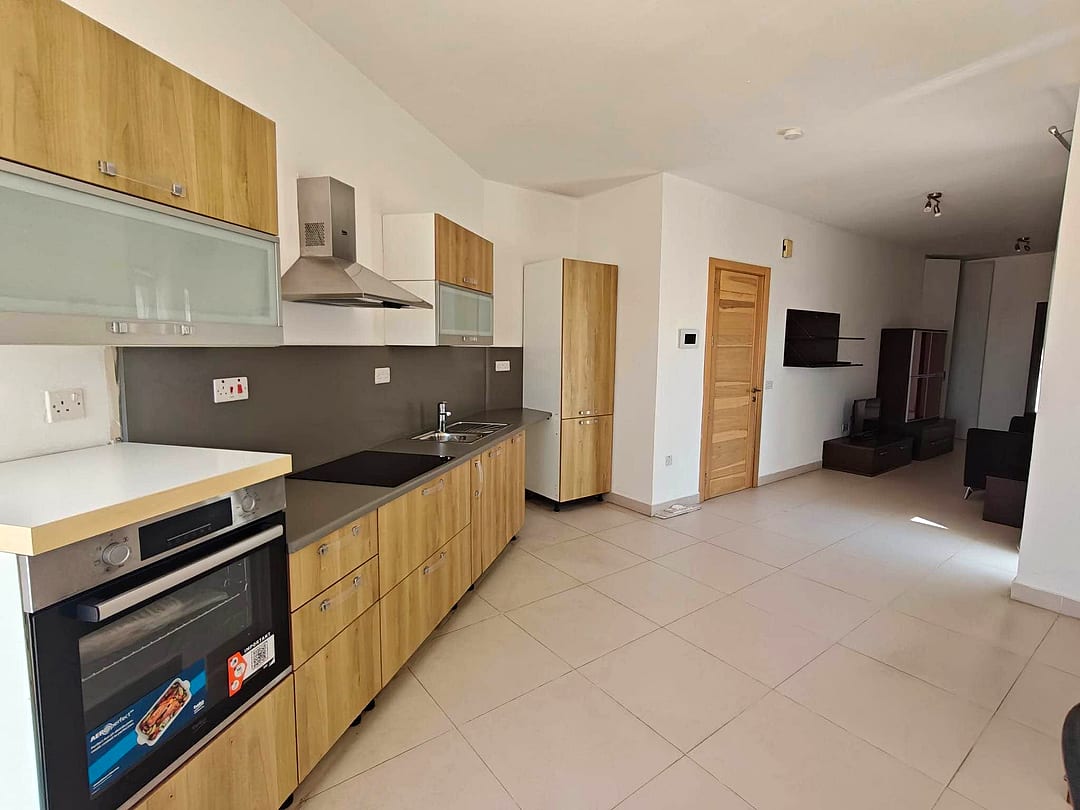 Penthouse in Santa Venera — 2