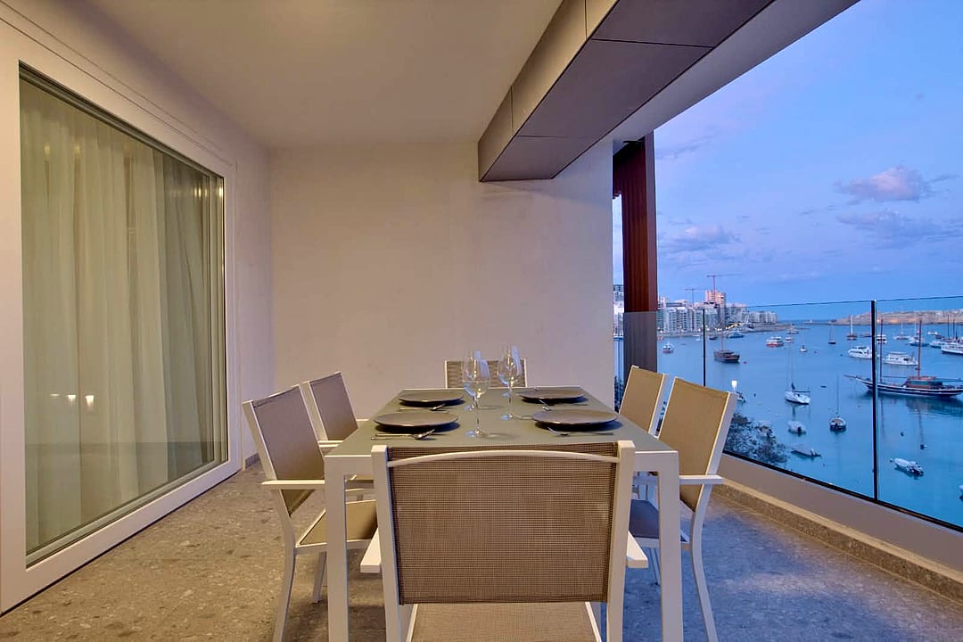 Apartment in Sliema - 3 beds, 3 baths — 2