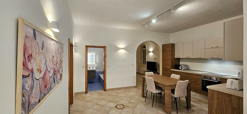 Apartment in Marsalforn - 2 beds, 1 bath — 5