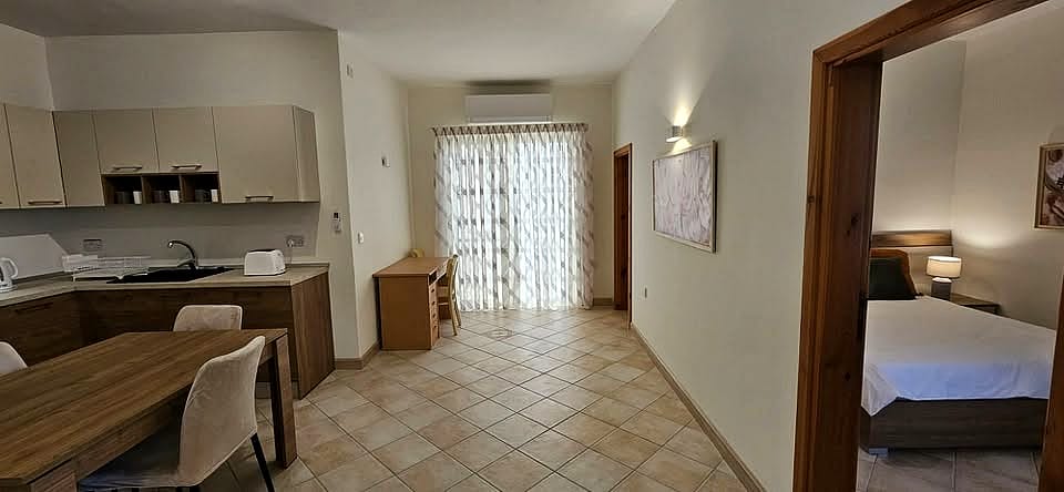 Apartment in Marsalforn - 2 beds, 1 bath — 3