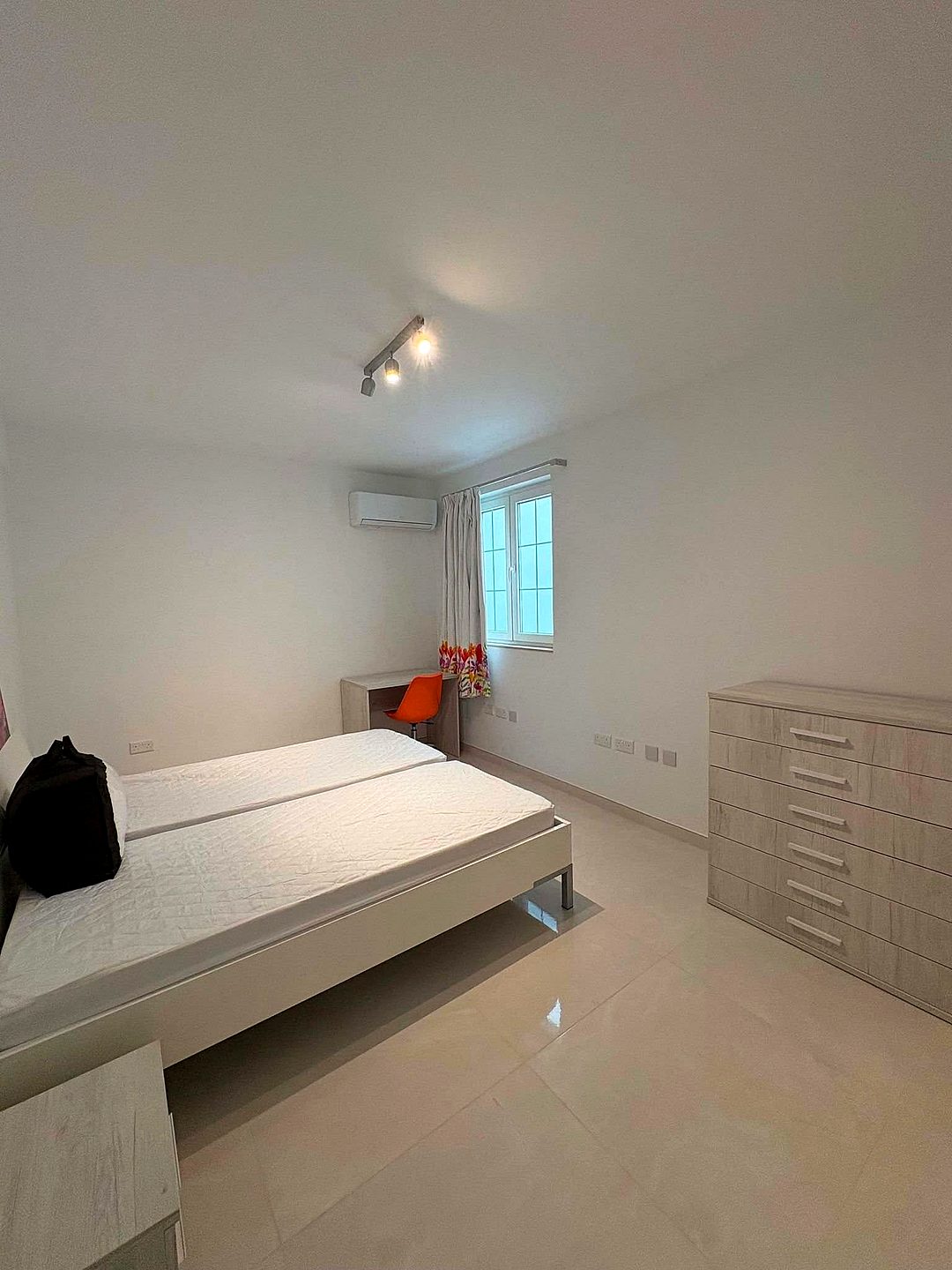 Apartment in Naxxar - 3 beds, 2 baths — 4