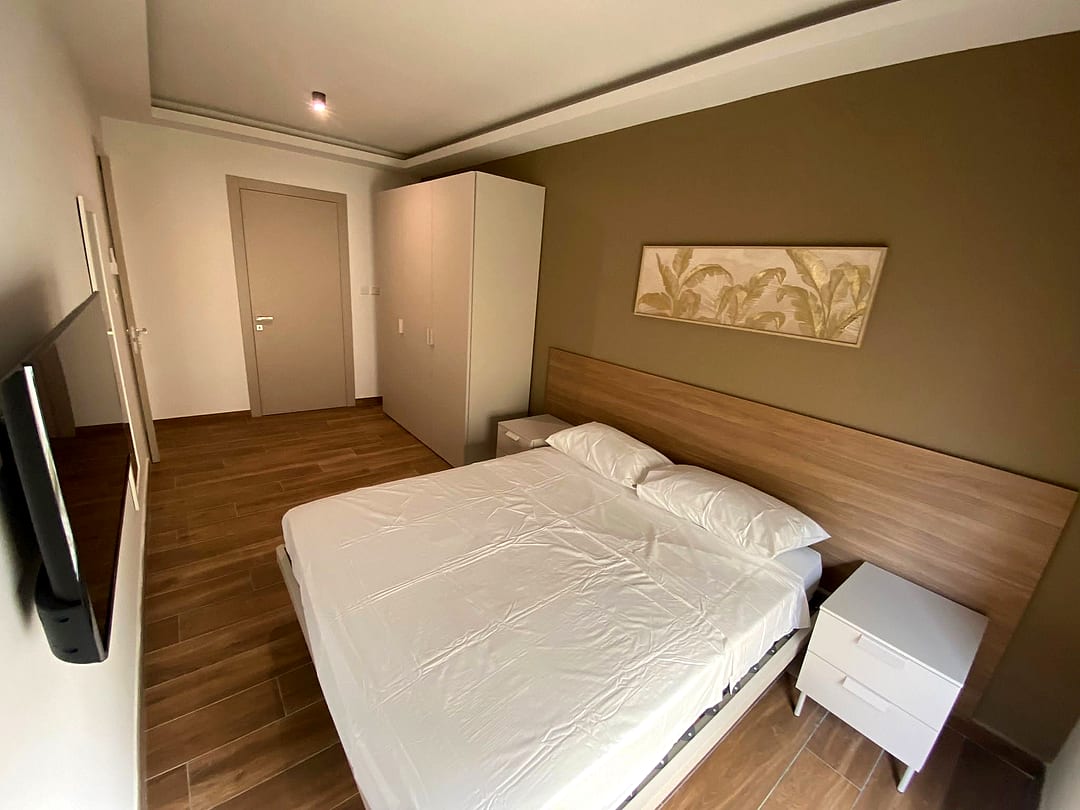 Apartment in Naxxar - 2 beds — 5