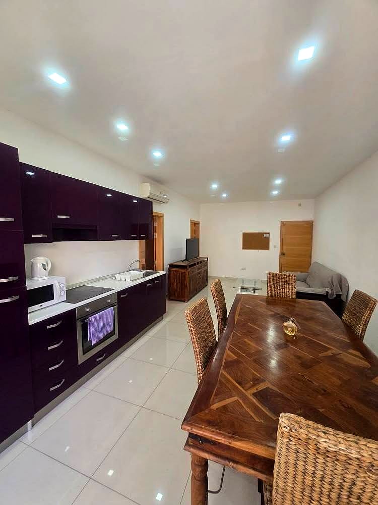 Apartment in Swieqi - 1 bed — 1
