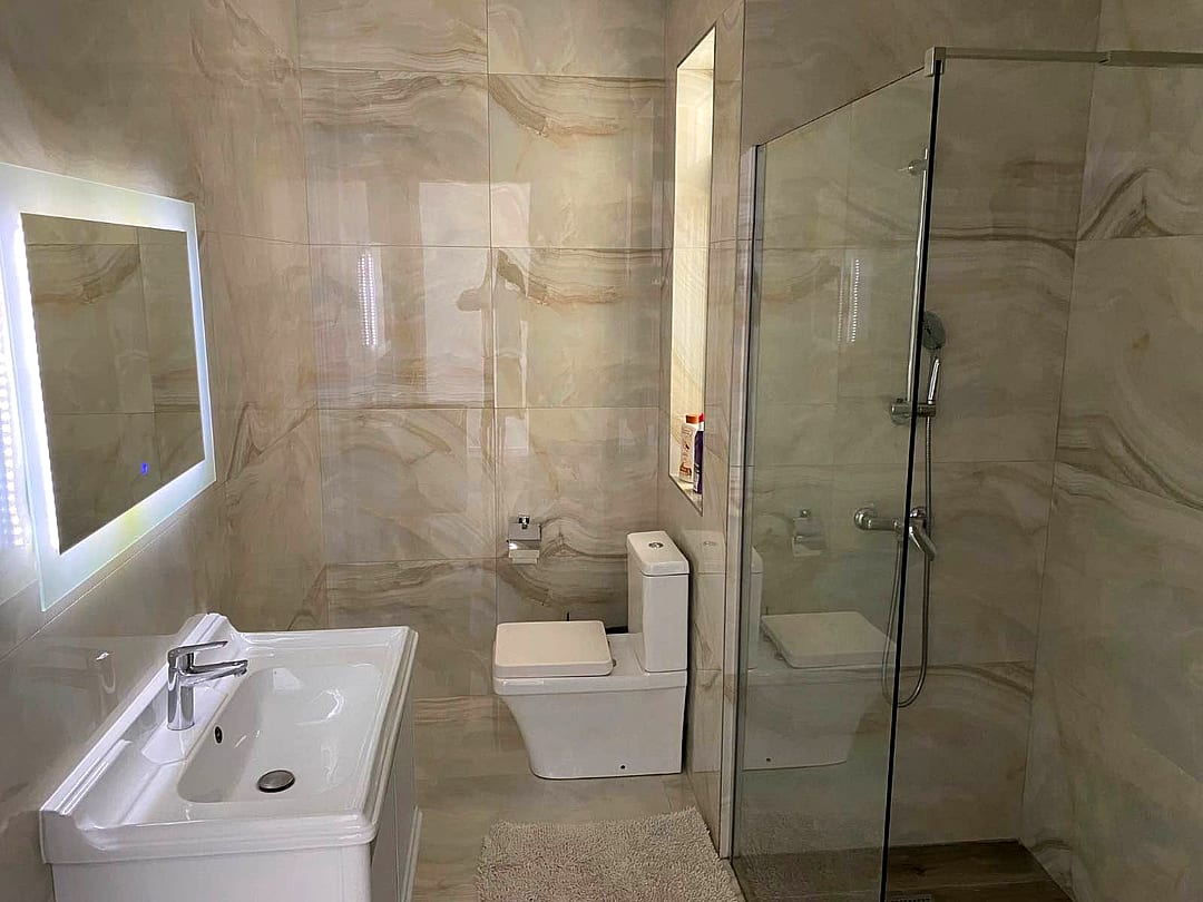 Penthouse in Qawra - 2 beds, 2 baths — 4