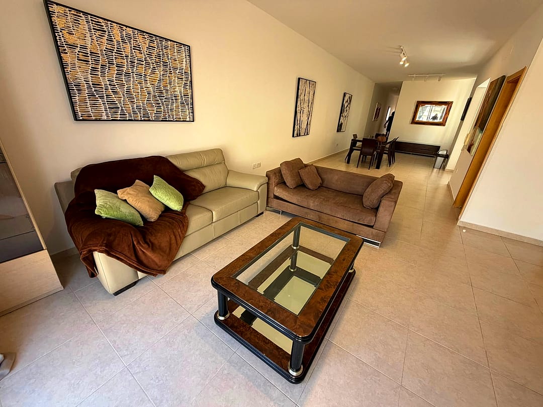 Penthouse in Sliema - 3 beds, 2 baths — 1