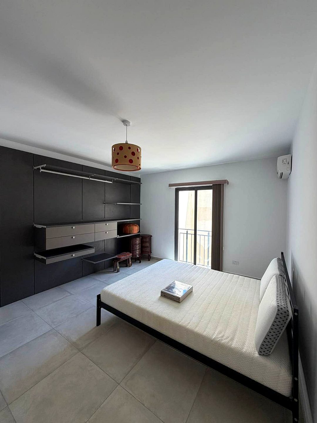 Apartment in Swieqi - 3 beds, 2 baths — 5