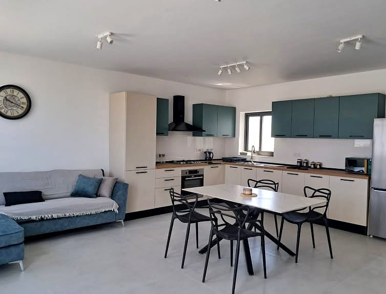 Penthouse in Siggiewi - 2 beds, 2 baths — 3