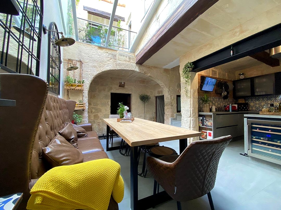 House in Naxxar - 3 beds, 3 baths — 1