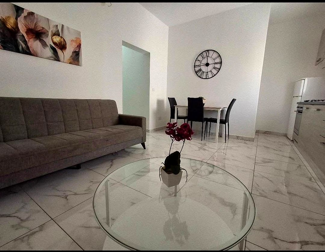 Apartment in Sliema - 1 bed, 1 bath — 3