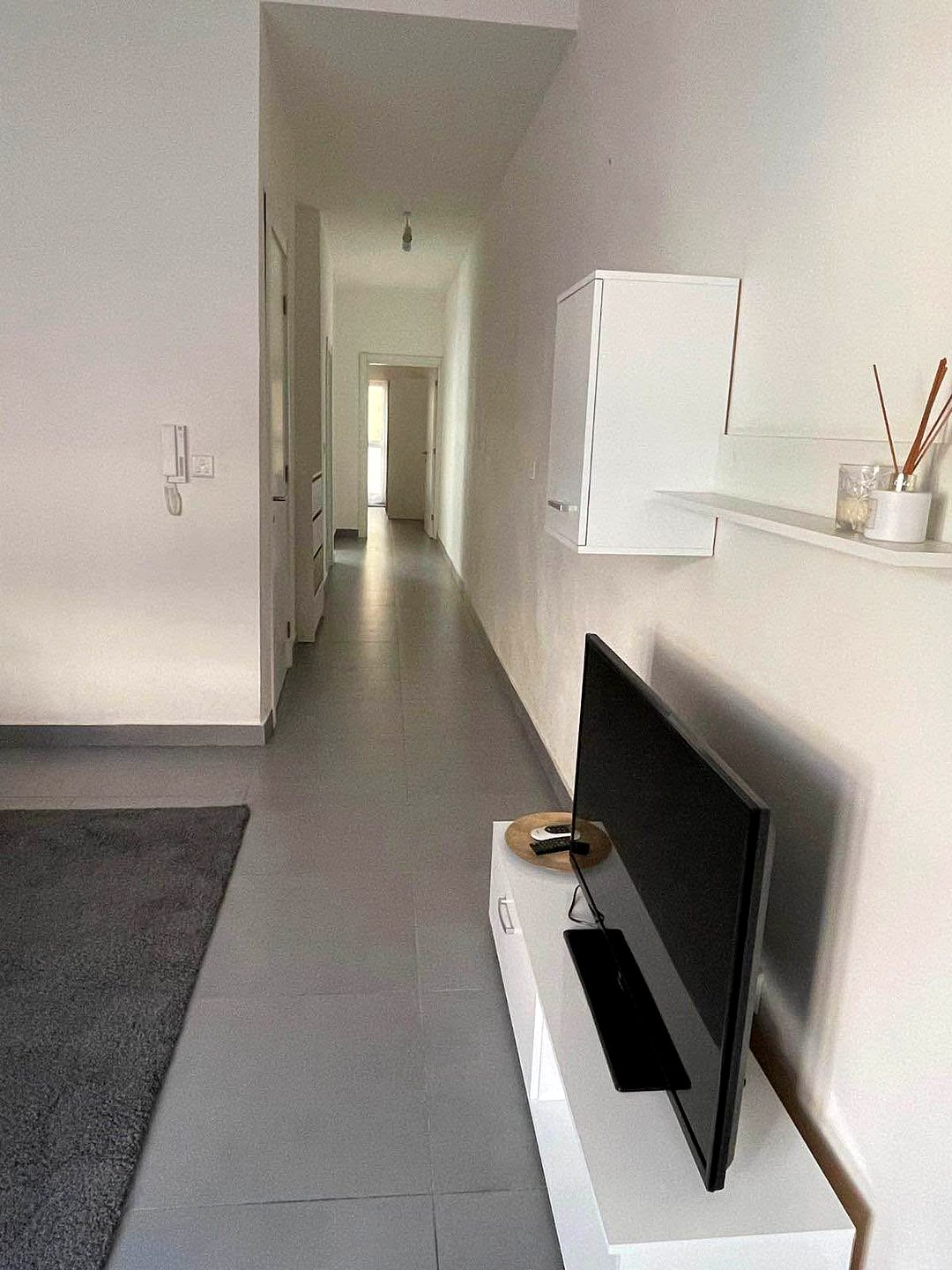 Apartment in Gzira - 2 beds, 1 bath — 3