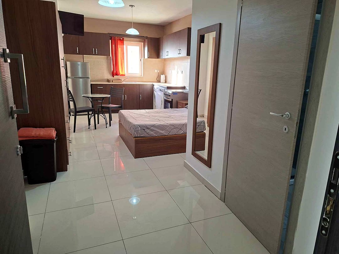 Studio in Msida — 1