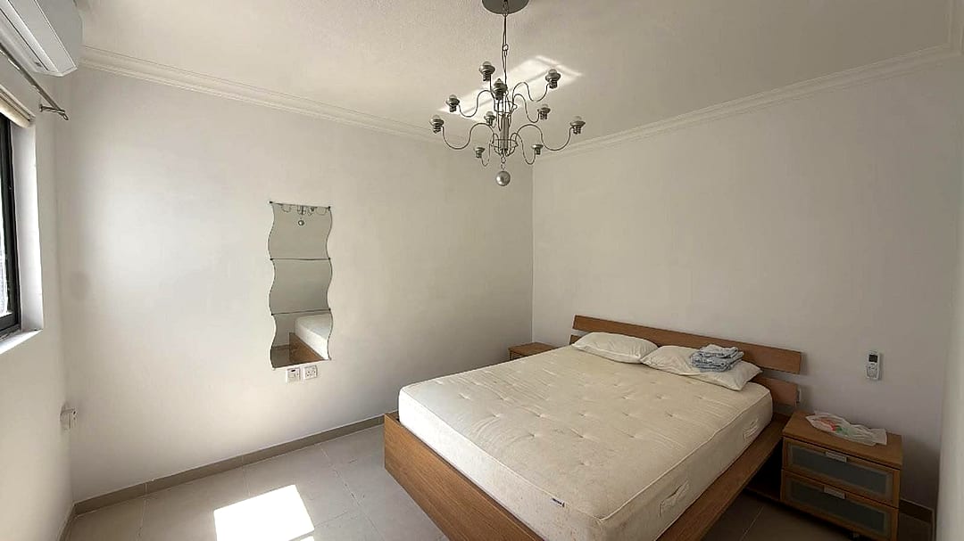 Penthouse in St Paul's Bay - 2 beds, 1 bath — 4