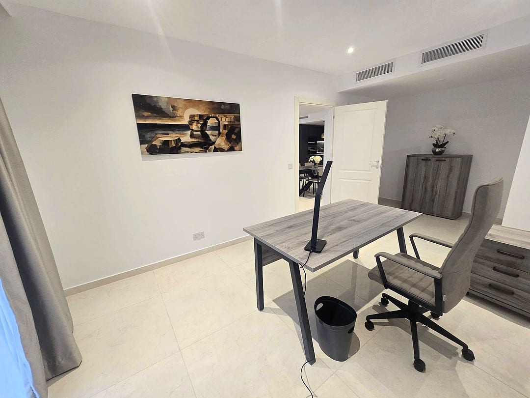 Apartment in Swieqi - 2 beds, 2 baths — 5