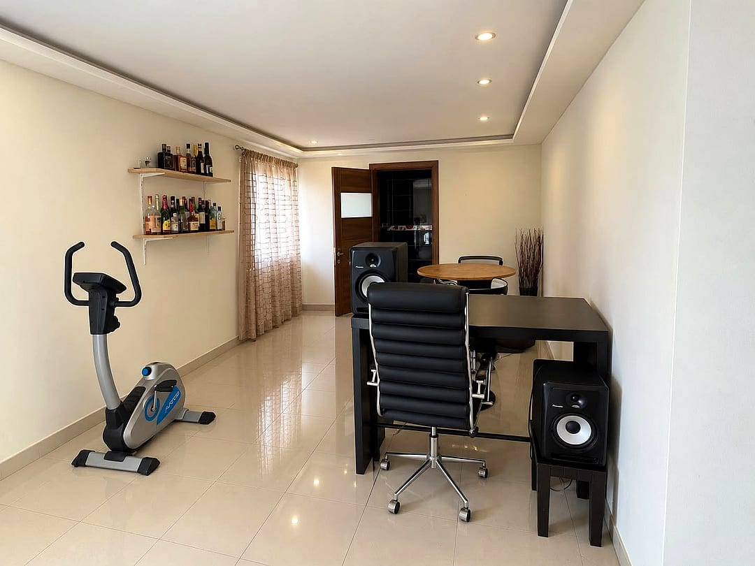 Penthouse in Mosta - 2 beds, 2 baths — 5