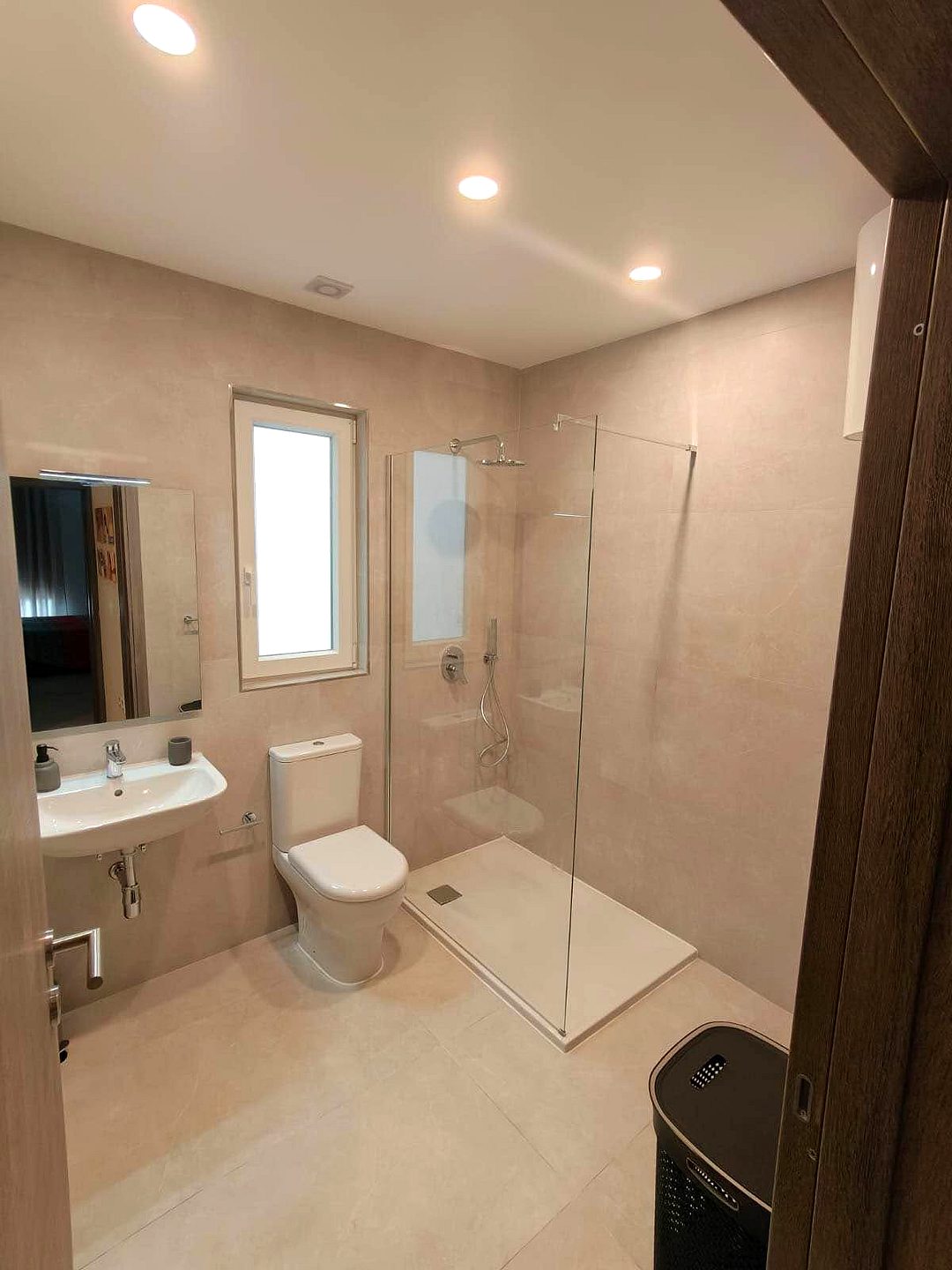 Apartment in Swieqi - 3 beds, 2 baths — 4