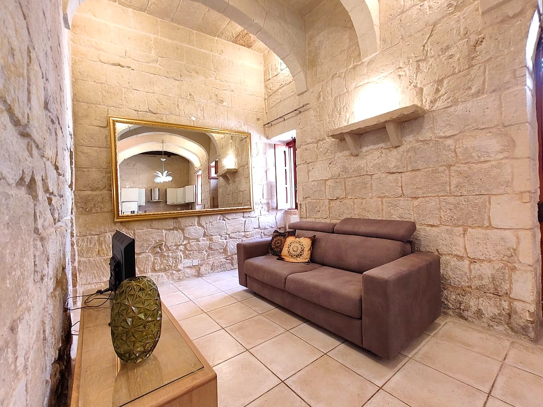 Maisonette in Naxxar - 1 bed, 1 bath — 1