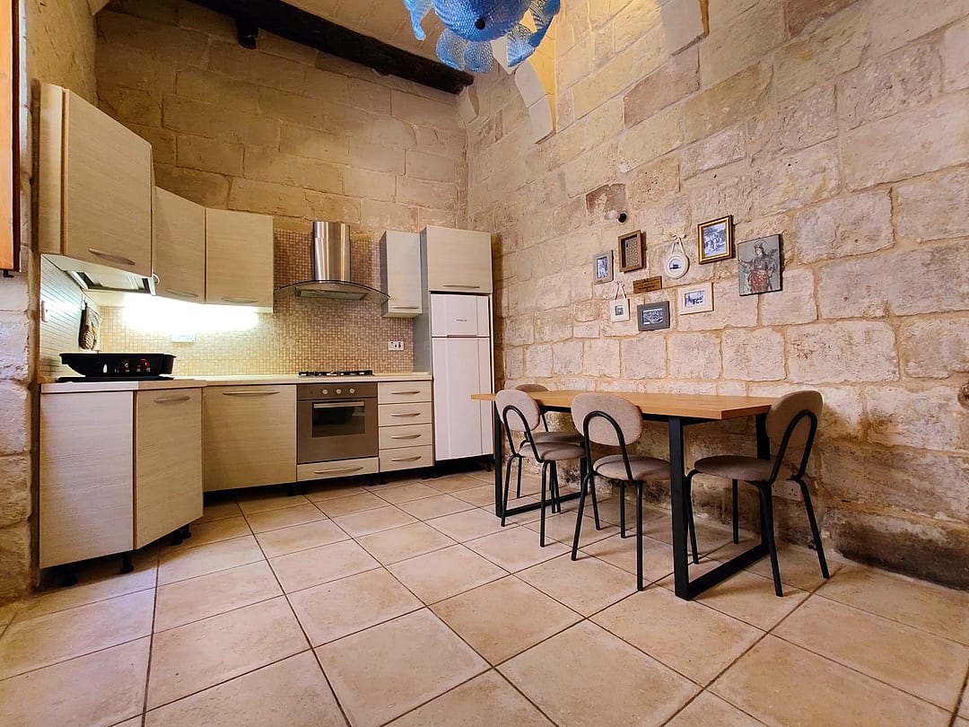 Maisonette in Naxxar - 1 bed, 1 bath — 2