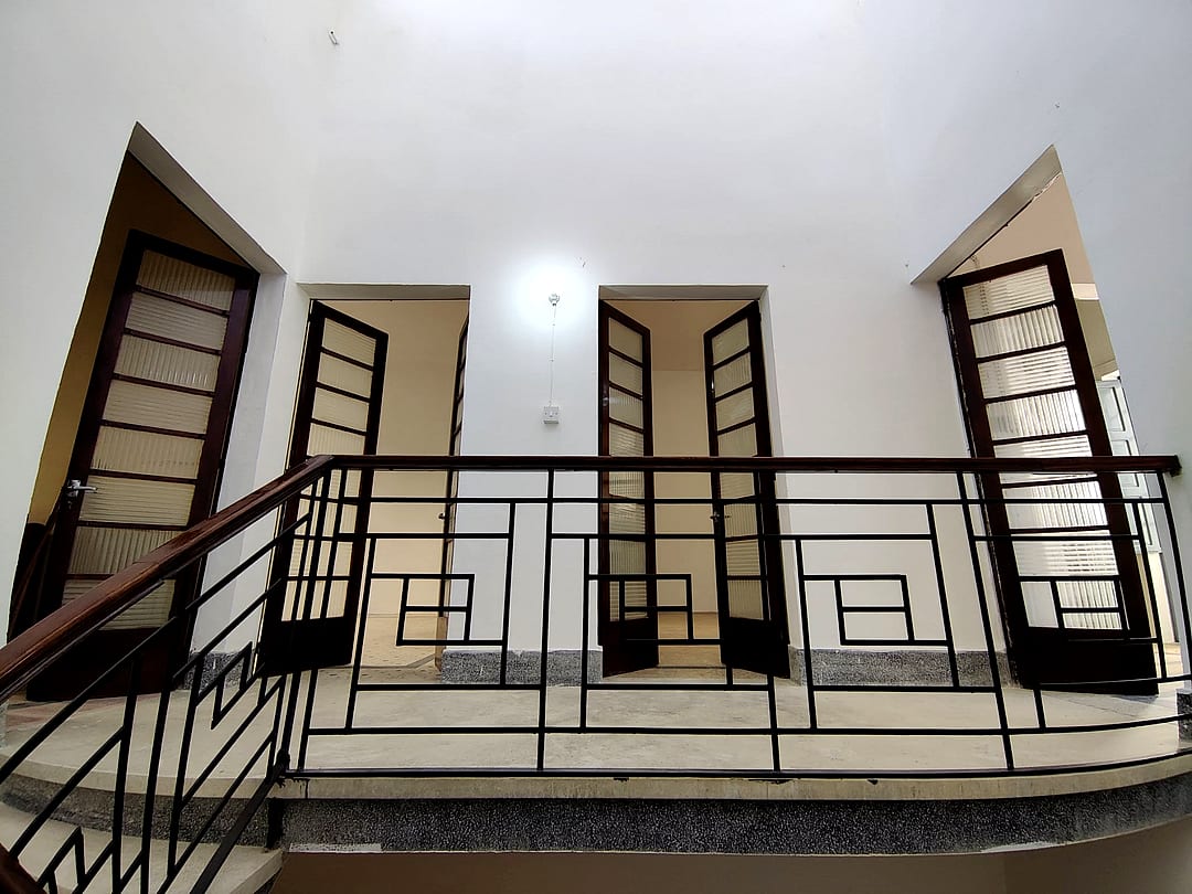 House in Victoria - 5 beds — 2