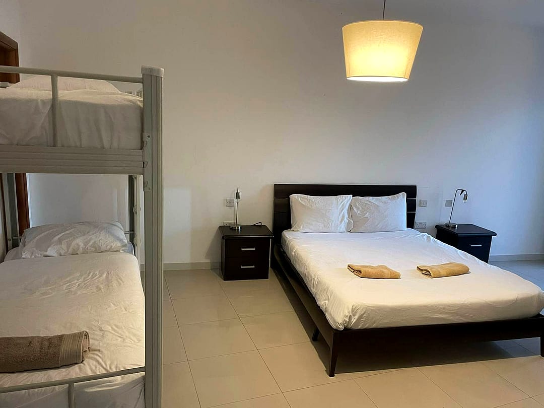Apartment in San Giljan — 1