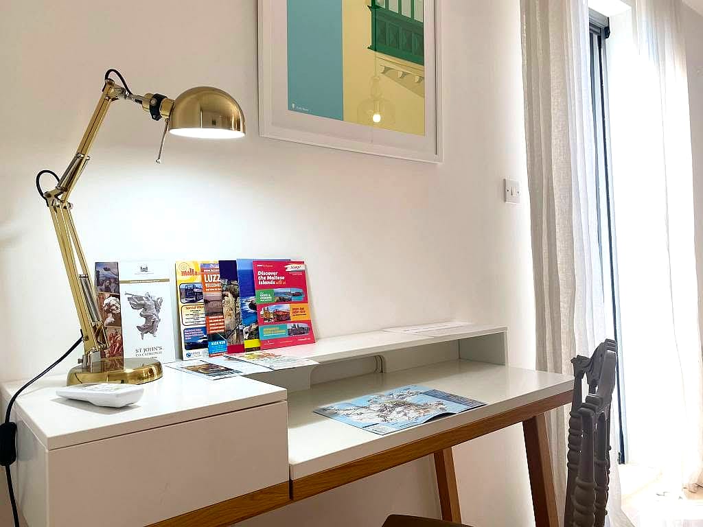 Apartment in Gzira - 2 beds — 5