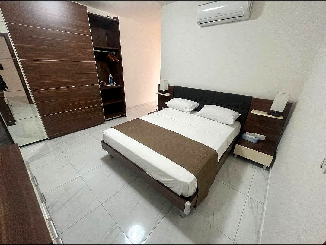 Apartment in St Julian's - 2 beds, 2 baths — 5