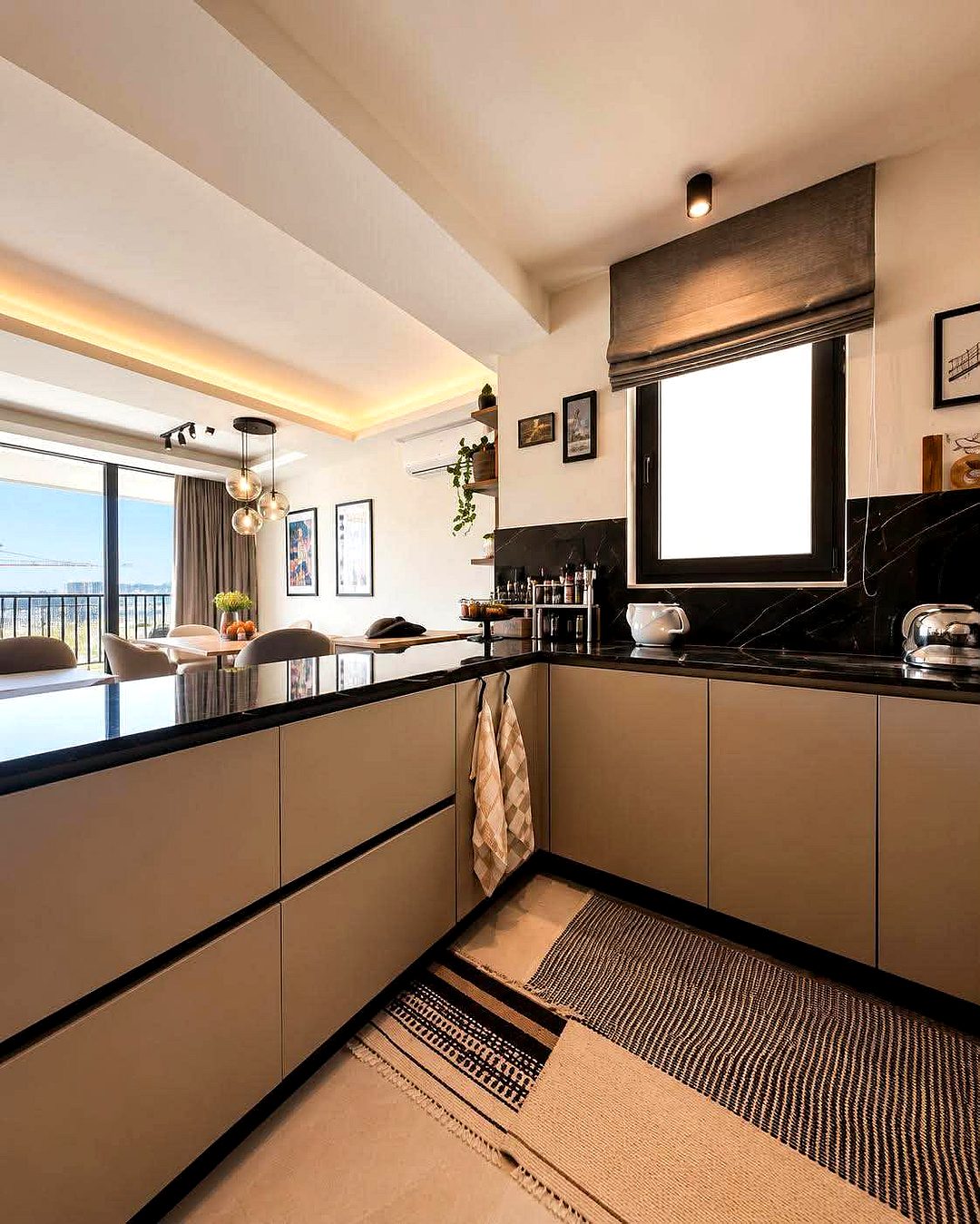 Apartment in St Julian's - 3 beds, 3 baths — 3