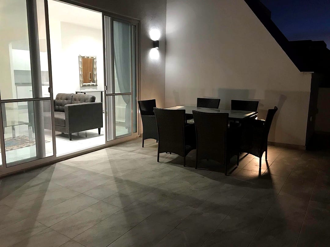 Penthouse in Swieqi - 3 beds, 2 baths — 2
