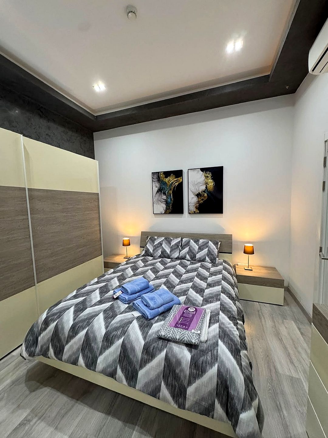 Apartment in Sliema - 3 beds, 1 bath — 3