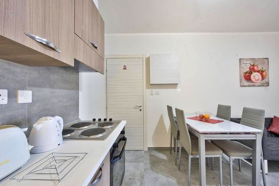 Apartment in Qawra - 2 beds — 5
