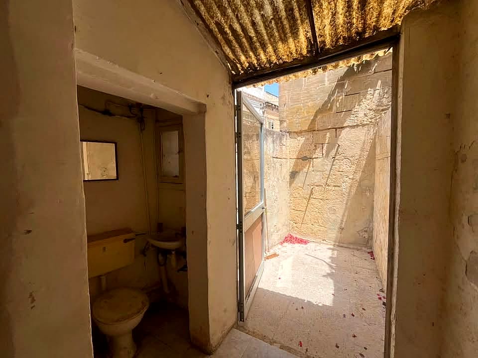 Townhouse in Paola - 2 beds — 1