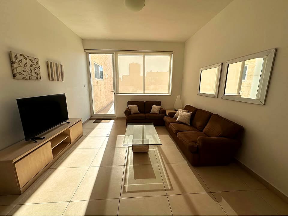 Penthouse in St Julian's - 2 baths — 4