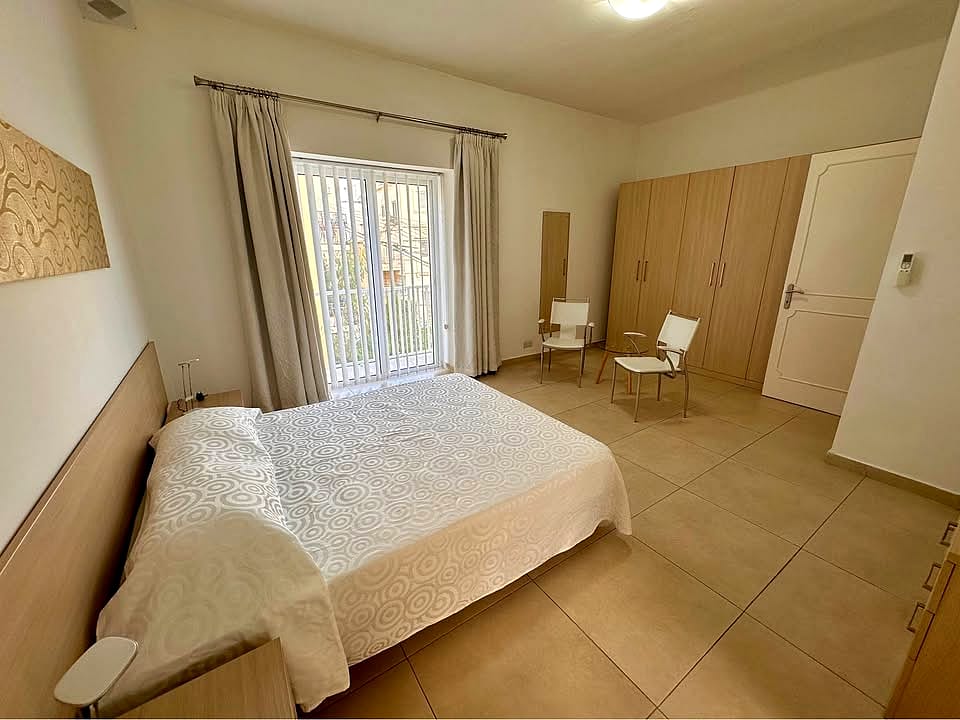 Penthouse in St Julian's - 2 baths — 5