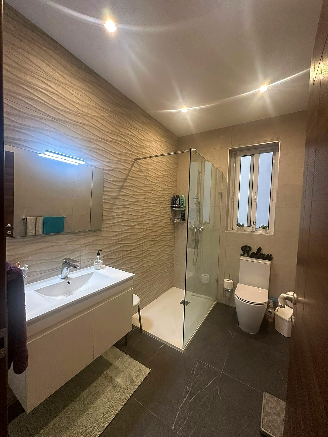 Apartment in Rabat - 3 beds, 2 baths — 5