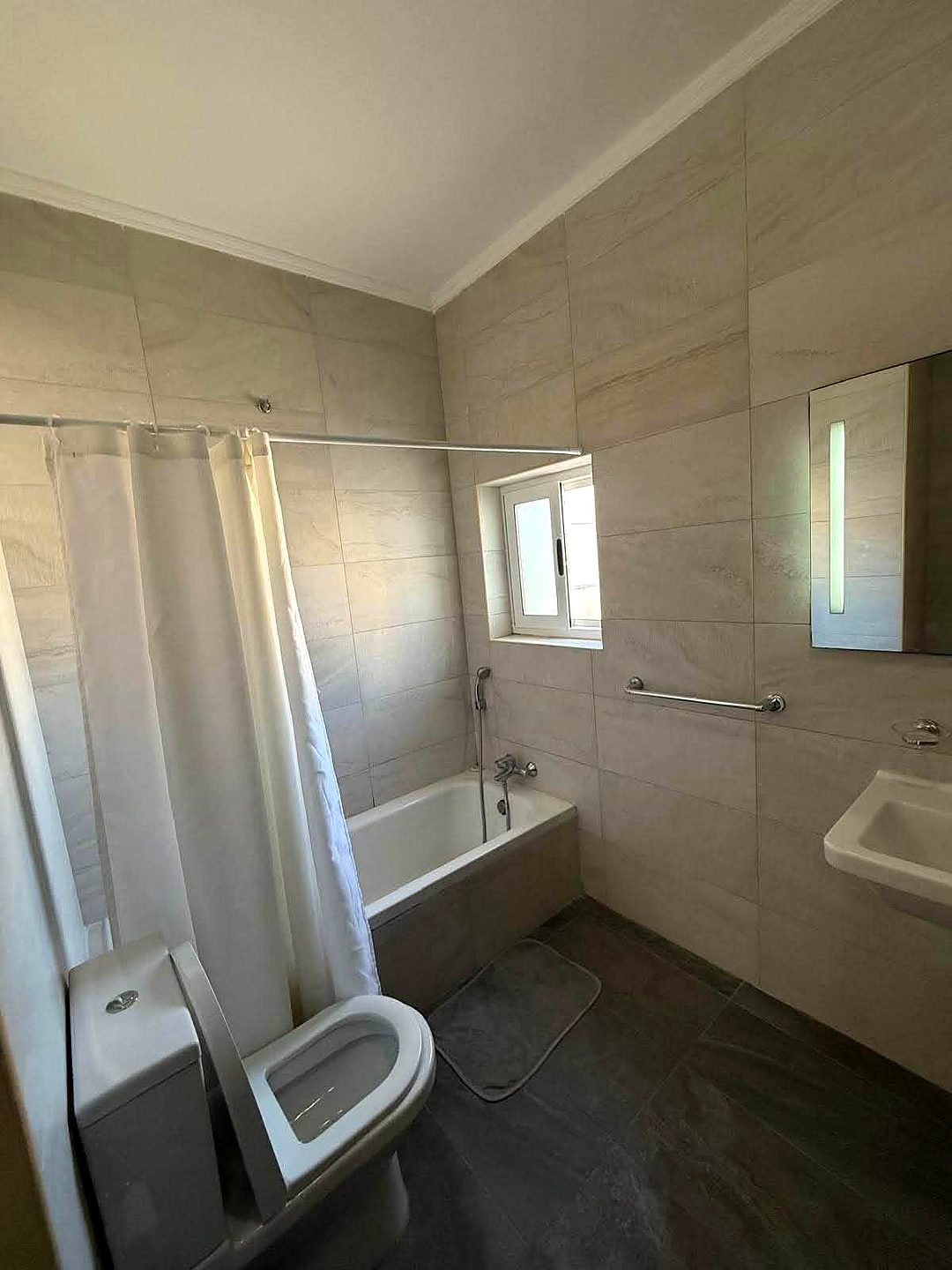 Penthouse in Naxxar - 2 beds, 2 baths — 5