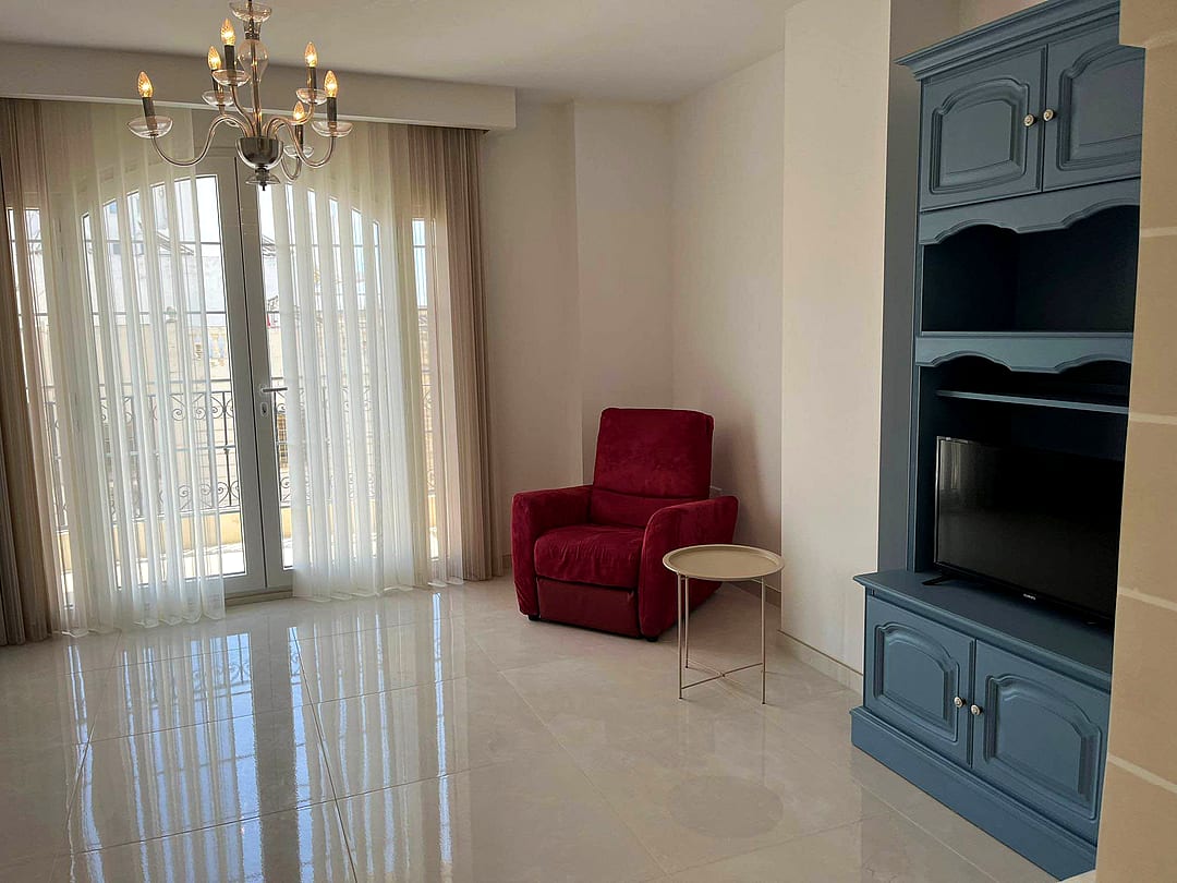 Apartment in Naxxar - 3 beds, 2 baths — 3
