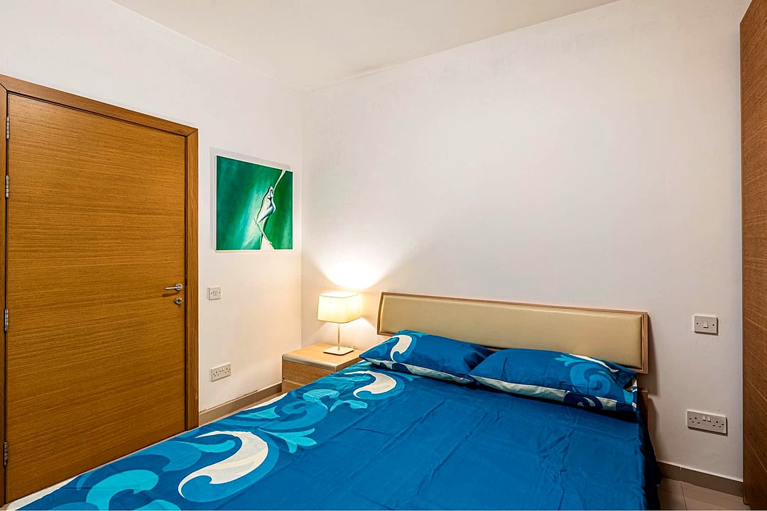 Apartment in Swieqi - 3 beds, 2 baths — 4