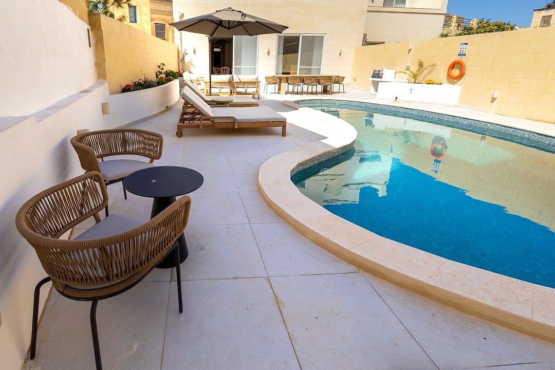 House in Xagħra - 5 beds, 5 baths — 3