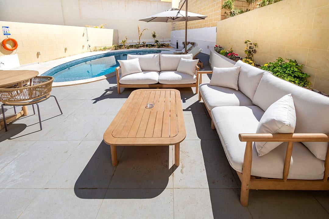 House in Xagħra - 5 beds, 5 baths — 5